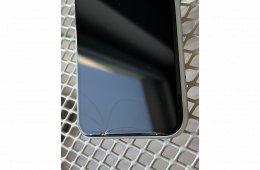 iPhone XR 64 GB