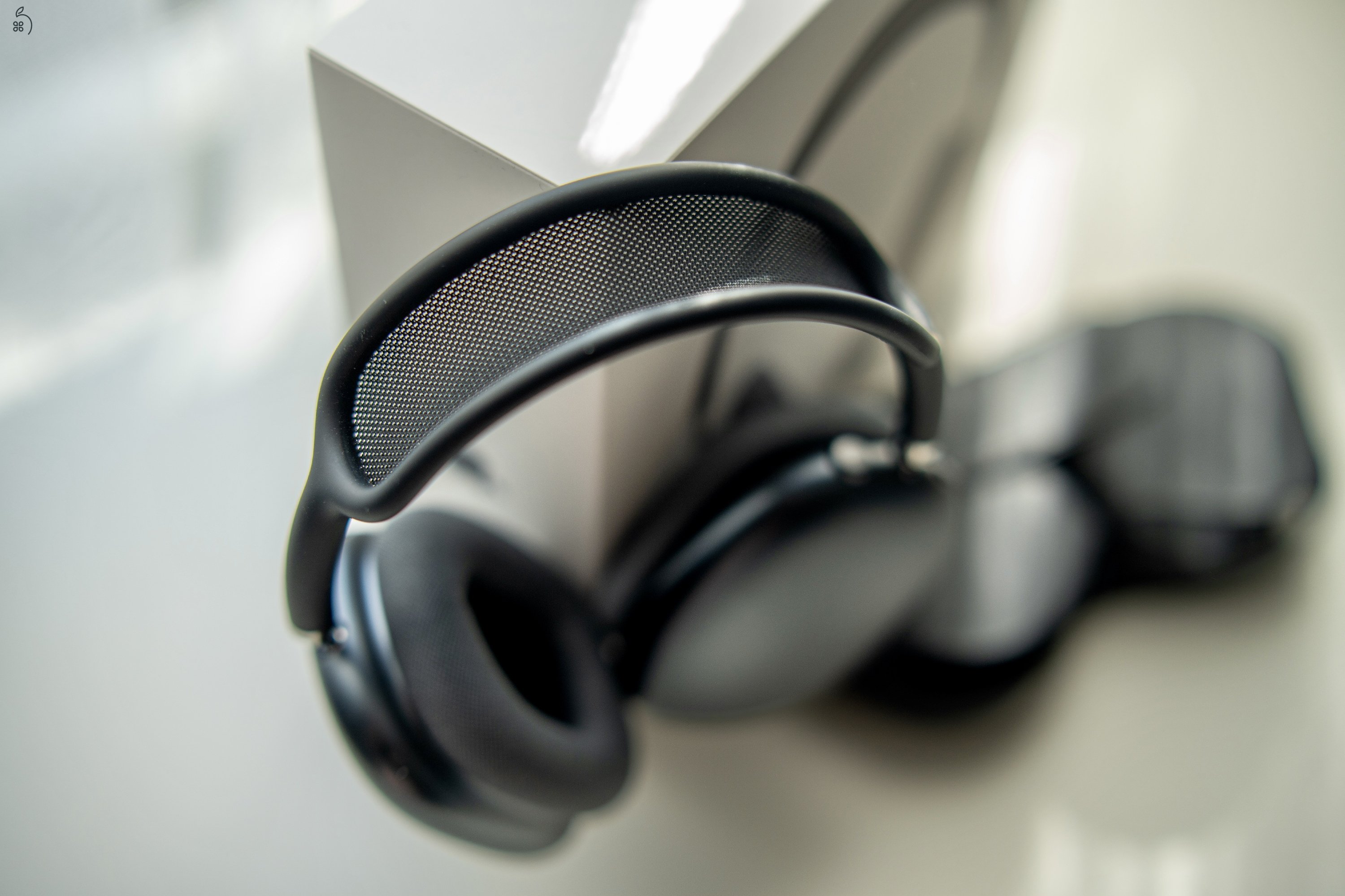 AirPods Max (Midnight, C-Type)