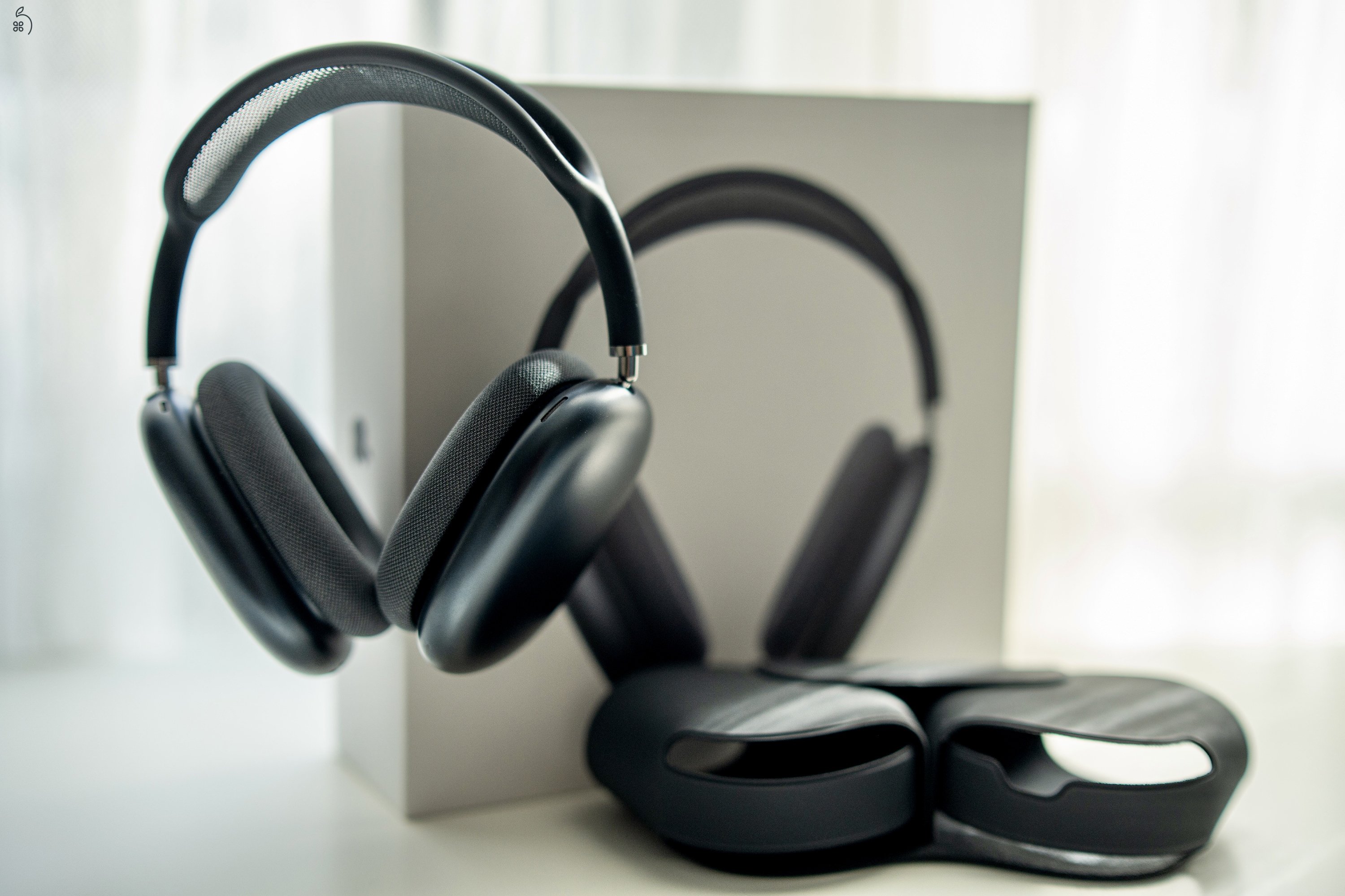 AirPods Max (Midnight, C-Type)