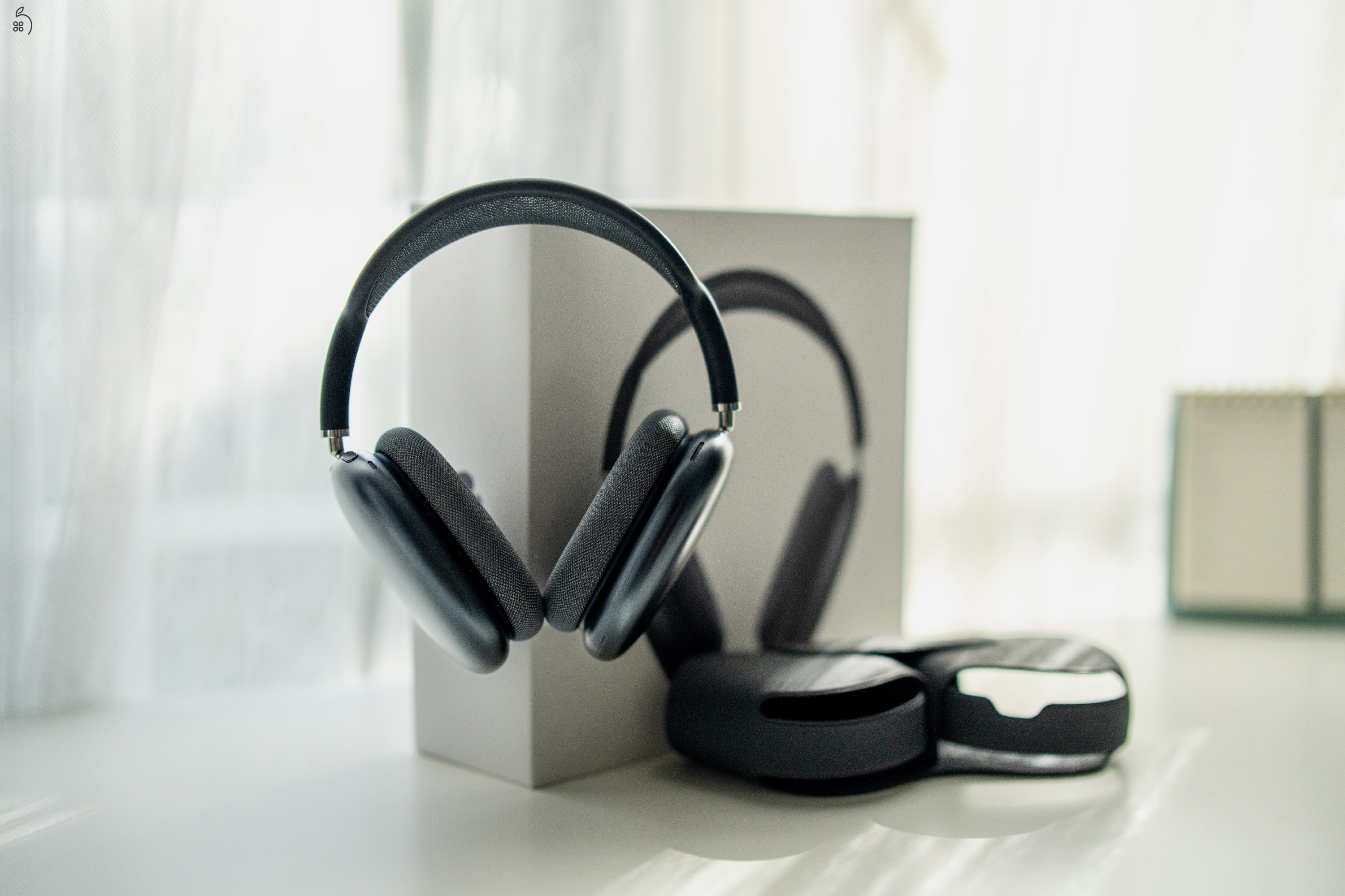 AirPods Max (Midnight, C-Type)