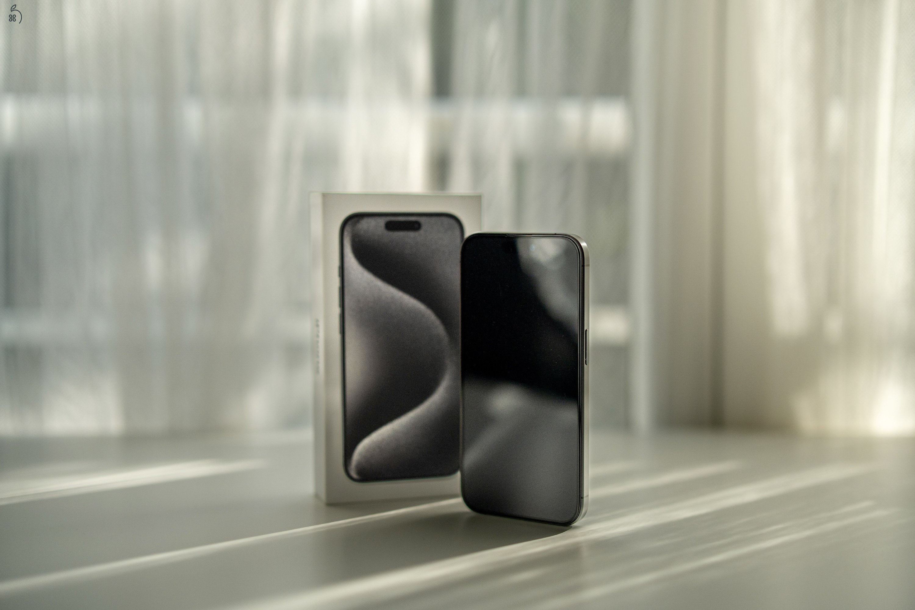 iPhone 15 Pro 128 GB (Black Titanium)