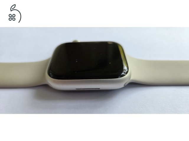 APPLE Watch Series 9 GPS + Cellular 45mm 97% akku