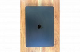 Újszerű Állapotban MacBook Air 15