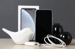 Apple iPhone Xr 64GB White A US-6499