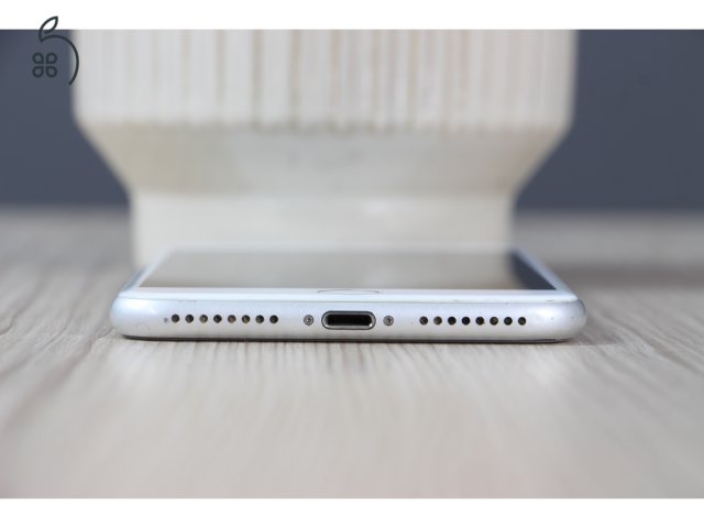 Apple iPhone 8 Plus 256GB Gold B US-6494