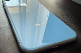 Apple iPhone XR 64GB nagyon szép kártyafüggetlen első tulajtól