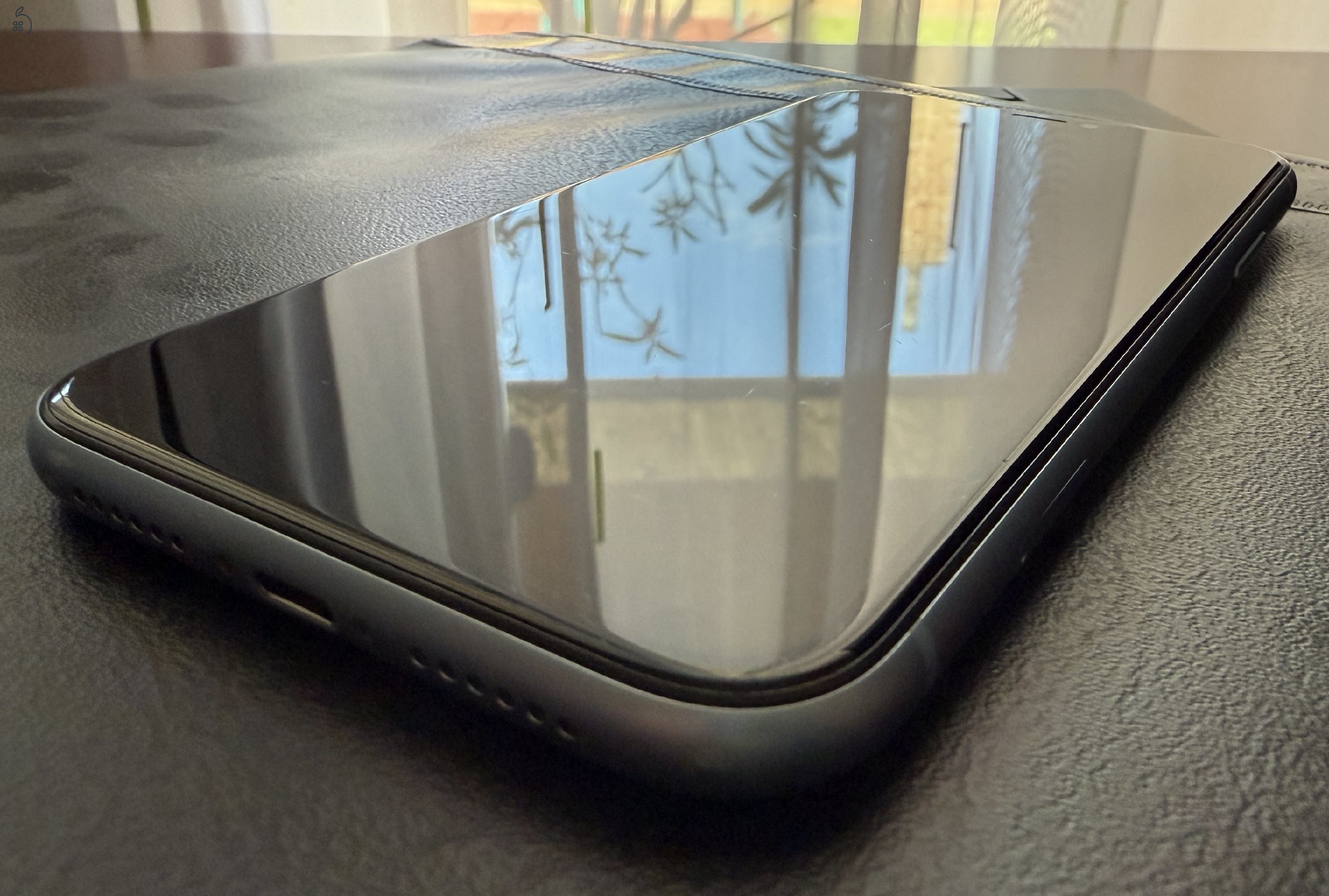 Apple iPhone XR 64GB nagyon szép kártyafüggetlen első tulajtól