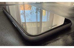Apple iPhone XR 64GB nagyon szép kártyafüggetlen első tulajtól