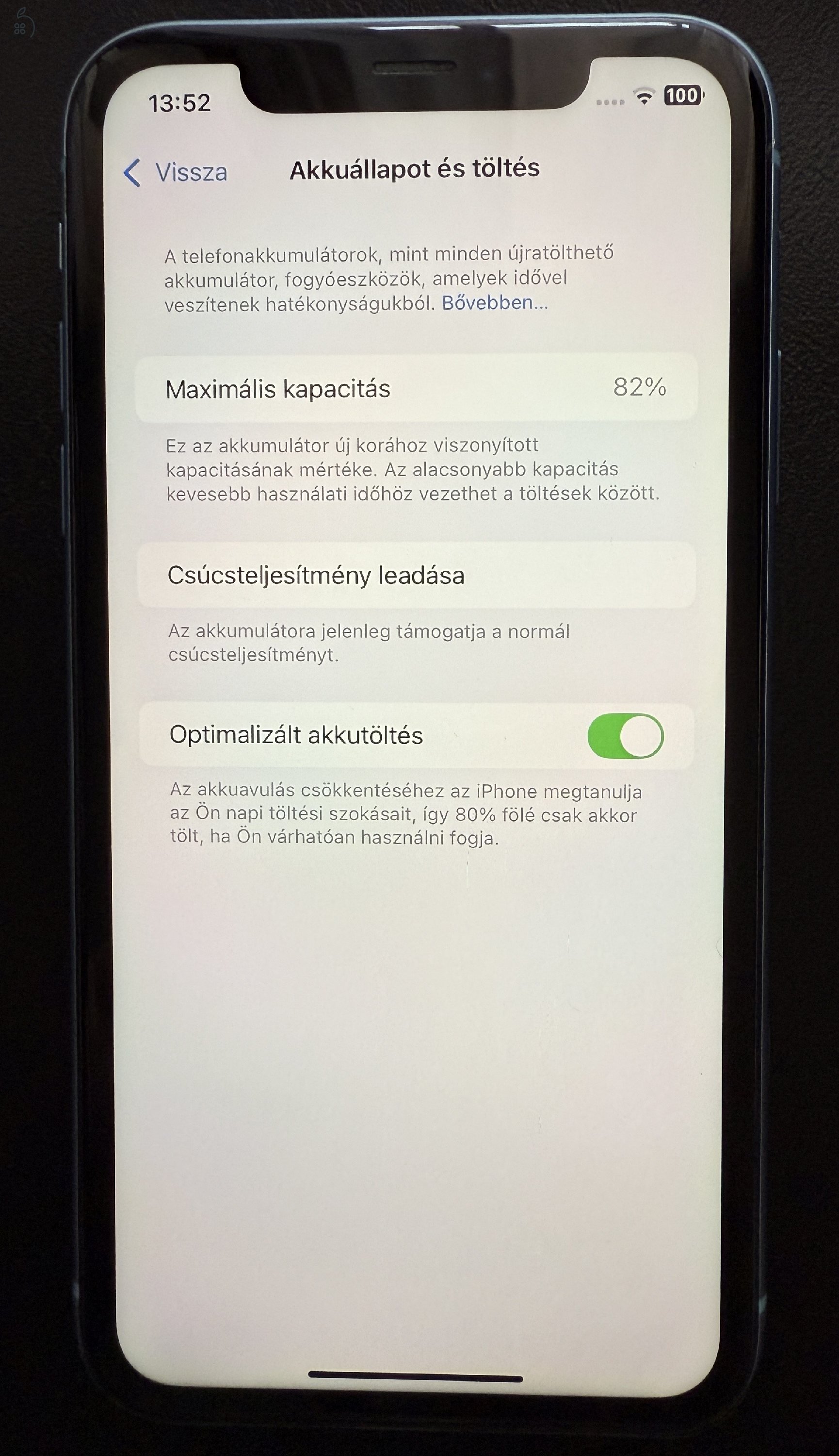 Apple iPhone XR 64GB nagyon szép kártyafüggetlen első tulajtól