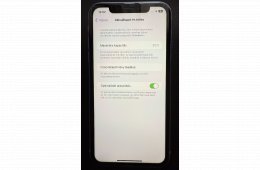 Apple iPhone XR 64GB nagyon szép kártyafüggetlen első tulajtól