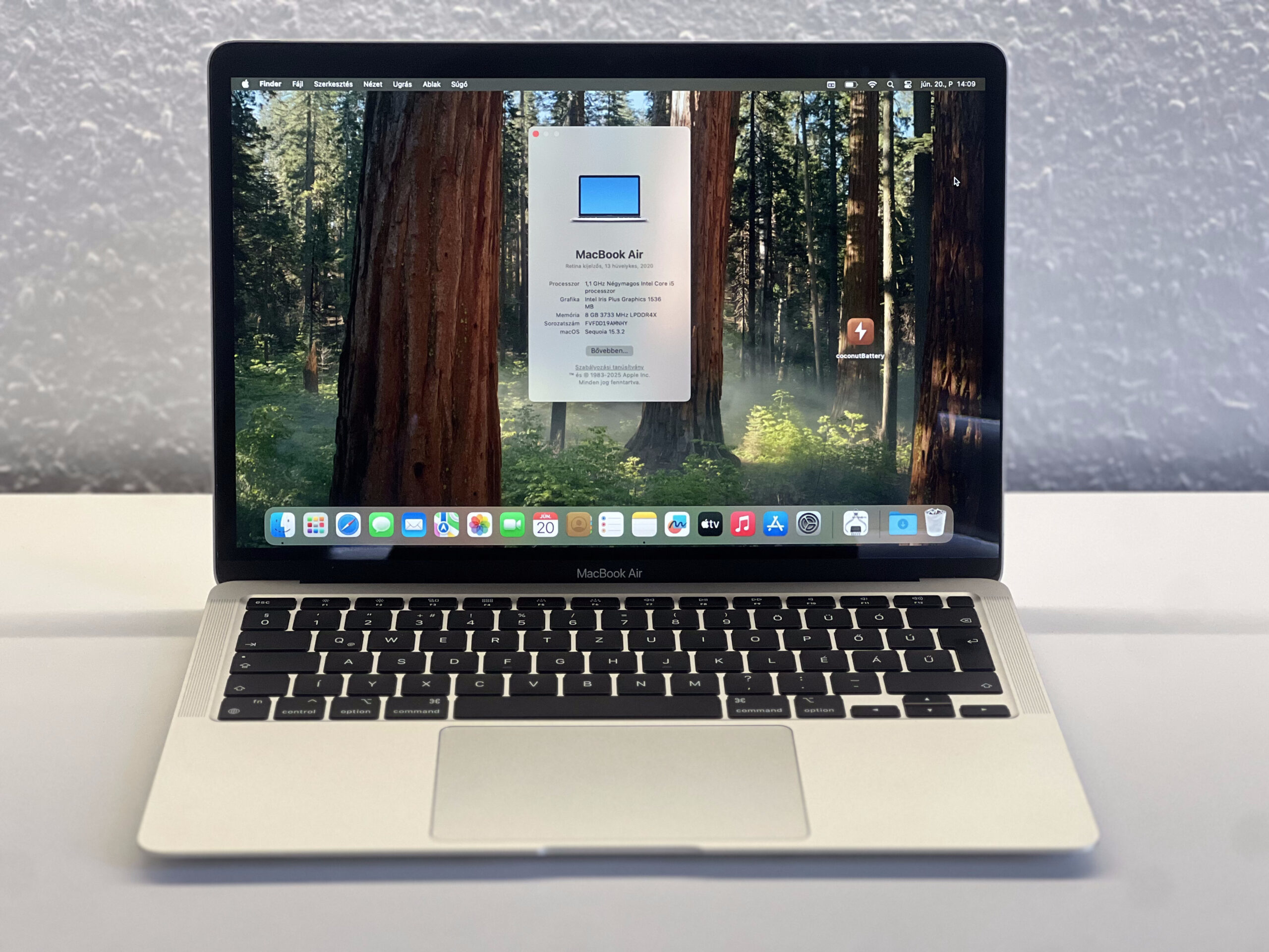 MacBook Air 2020 13 256GB 2 ÉV Garanciával Számlával