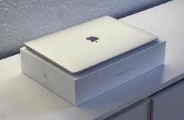 MacBook Air 2020 13 M1 256GB 2 ÉV Garanciával Számlával