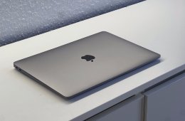 MacBook Air 2020 13 M1 256GB 2 ÉV Garanciával Számlával Aksi 97%