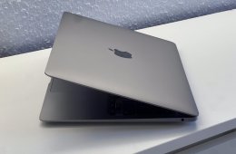 MacBook Air 2020 13 M1 256GB 2 ÉV Garanciával Számlával Aksi 97%