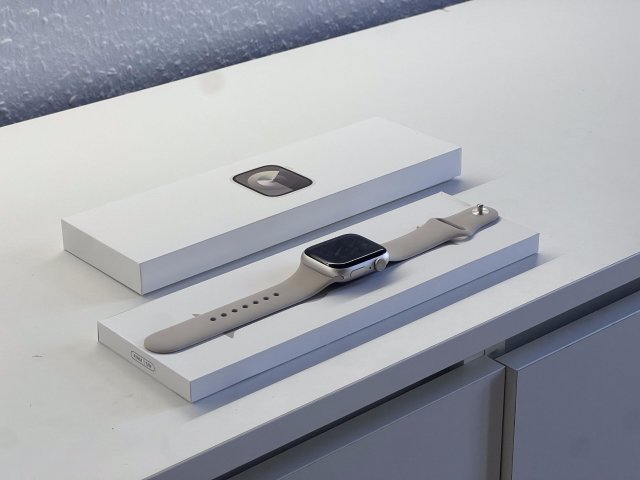 Apple Watch S9 Starlight 41MM 2 ÉV Garanciával Számlával Aksi 96%