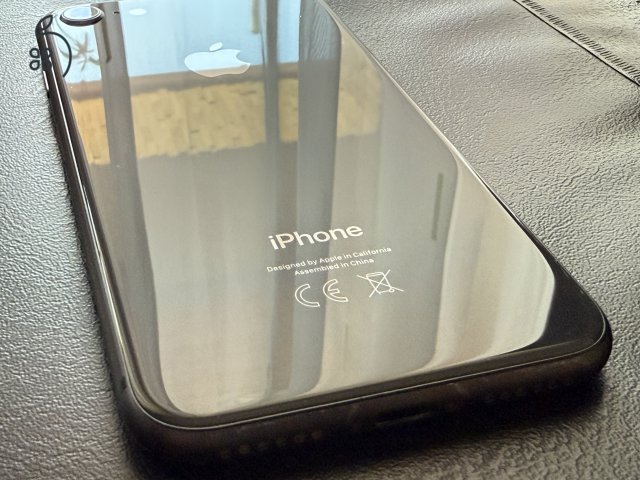 Apple iPhone 8 64GB szép kártyafüggetlen 