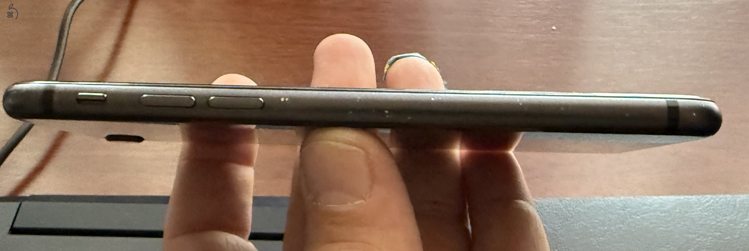 Apple iPhone 8 64GB szép kártyafüggetlen 