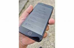 iPhone SE 2.gen. 64GB