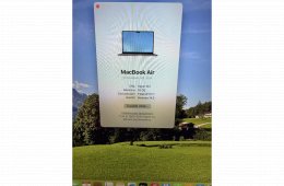 MacBook Air M3 2024