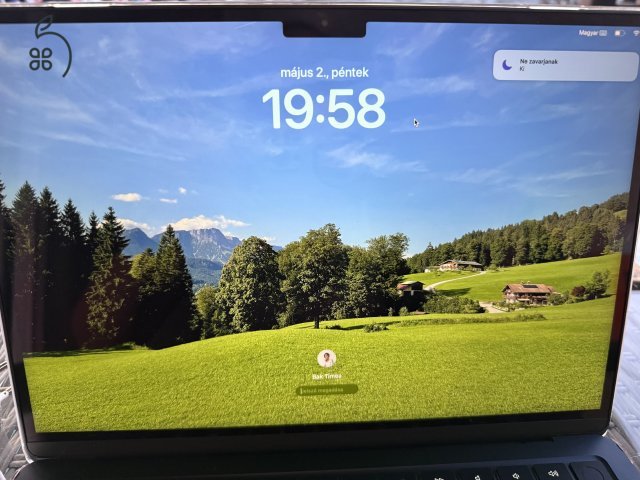MacBook Air M3 2024