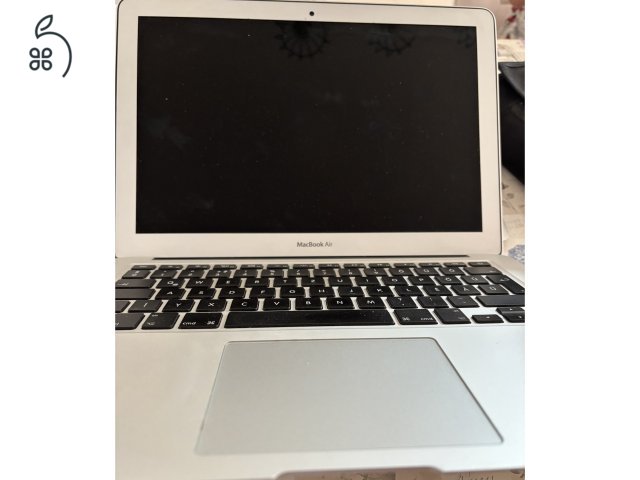 Eladó MacBook Air 13” (2015) – i5 / 8GB / 128GB SSD