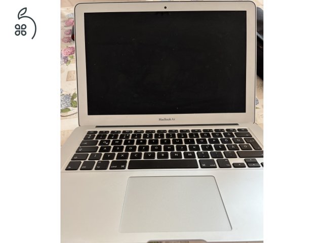 Eladó MacBook Air 13” (2015) – i5 / 8GB / 128GB SSD