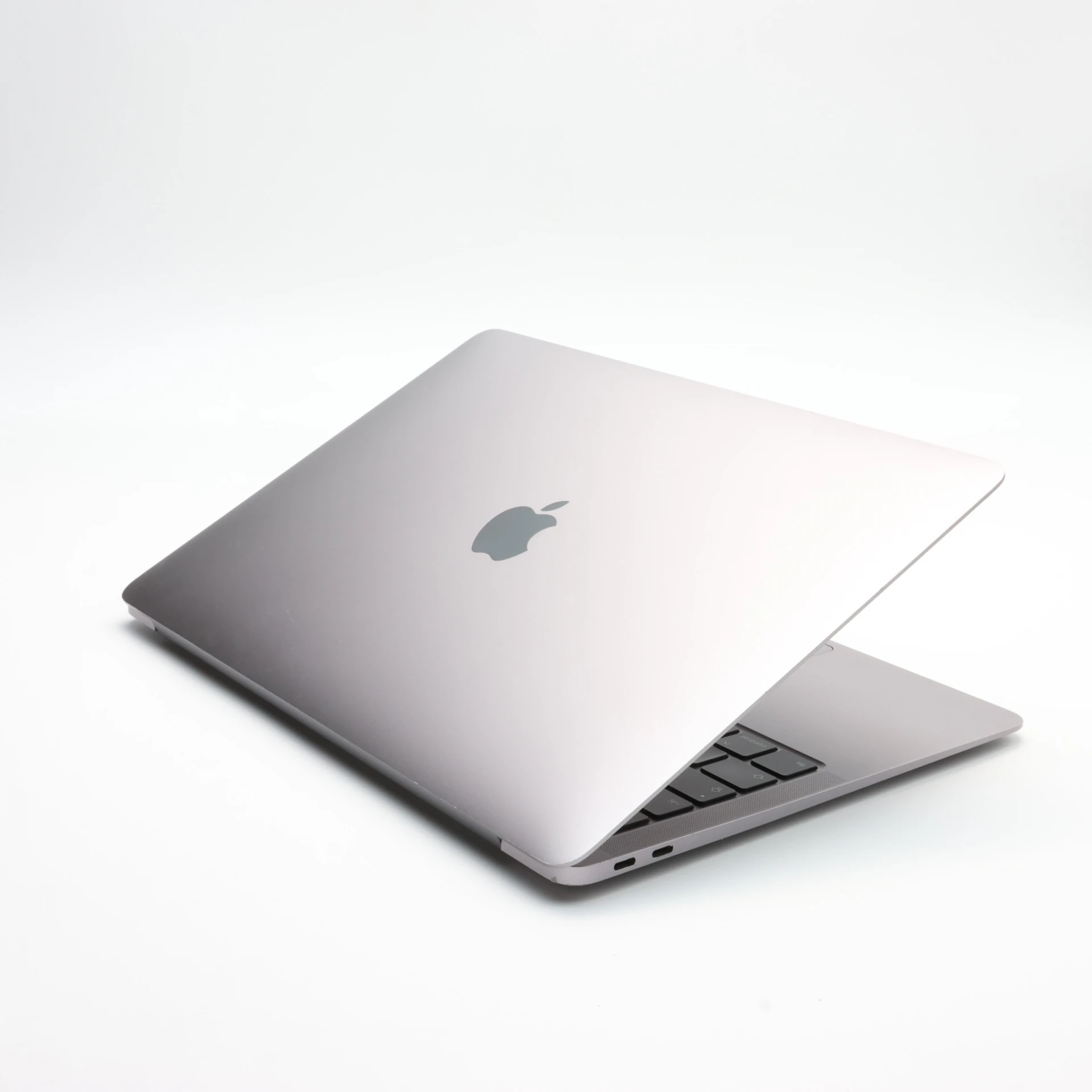 !! 1 ÉV GARANCIA !! Apple Macbook AIR 2020  256 GB SSD Space Gray 13″ i5 8GB RAM