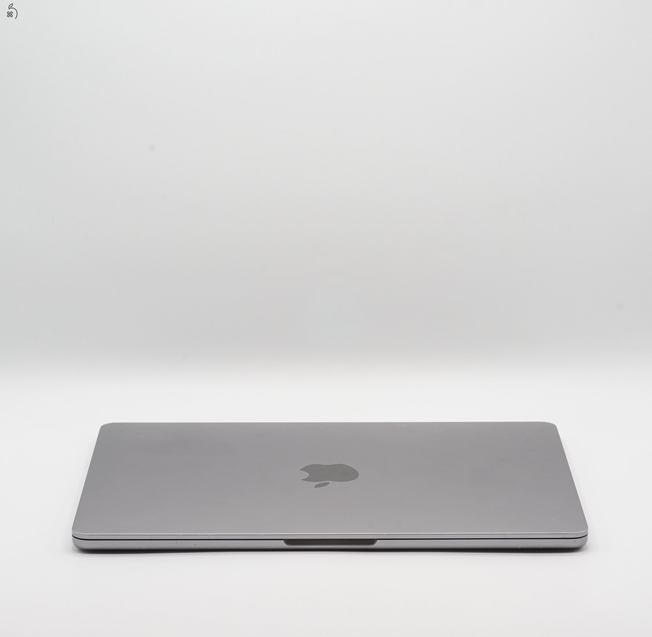 MacBook Air M2 16gb ram/512gb ssd 27%-os áfás számla 0206