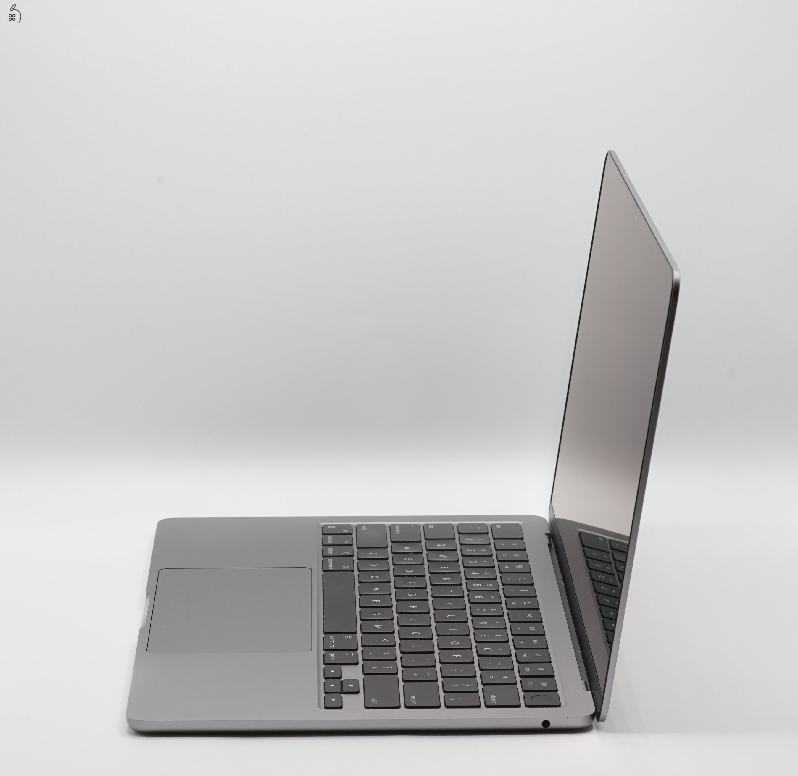 MacBook Air M2 16gb ram/512gb ssd 27%-os áfás számla 0206
