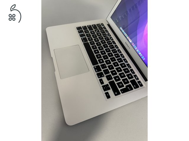 MacBook Air A1466 – 8GB RAM / 1.6GHz i5