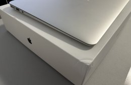 MacBook Air A1466 – 8GB RAM / 1.6GHz i5