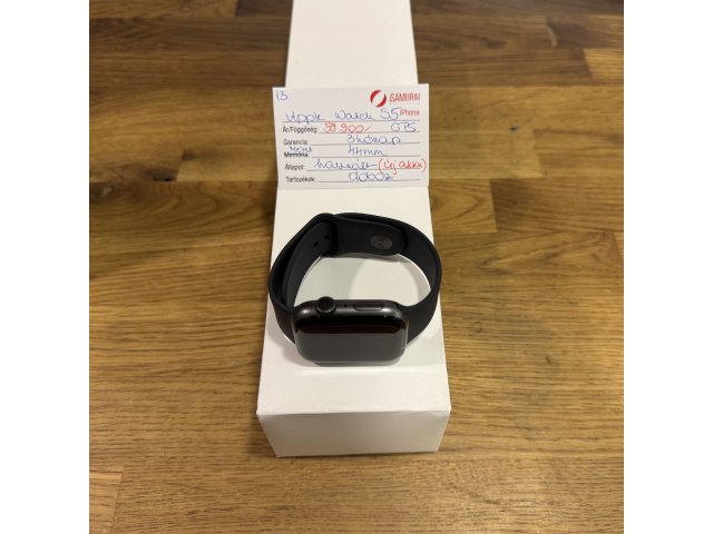 13. Apple Watch Series 5 - 44 mm - GPS - Fekete - ÚJ AKKU