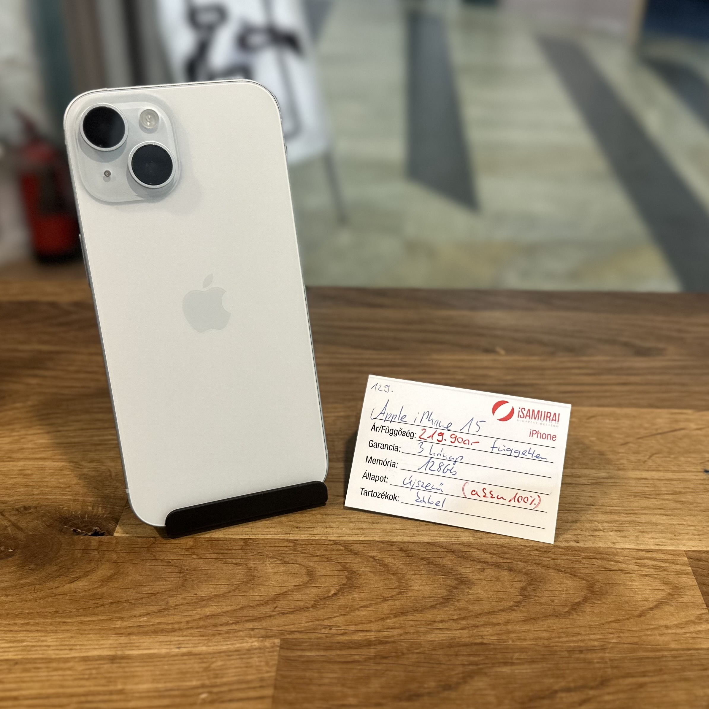 129. Apple iPhone 15 - 128 GB - kék - Újszerű - Akku 100%