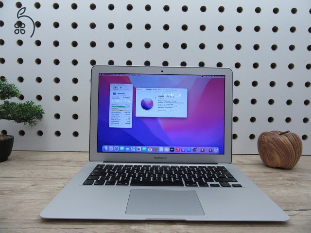 Apple Macbook Air 13 - 2015 - Használt, újszerű állapot - 112 töltési ciklus