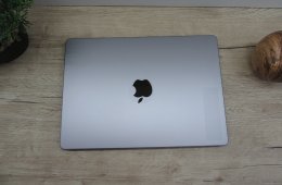  Apple Macbook Pro 14 M1 - 2021 - Használt, szép állapot - 1 Tb SSD 