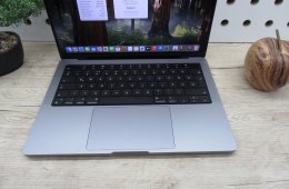  Apple Macbook Pro 14 M1 - 2021 - Használt, szép állapot - 1 Tb SSD 
