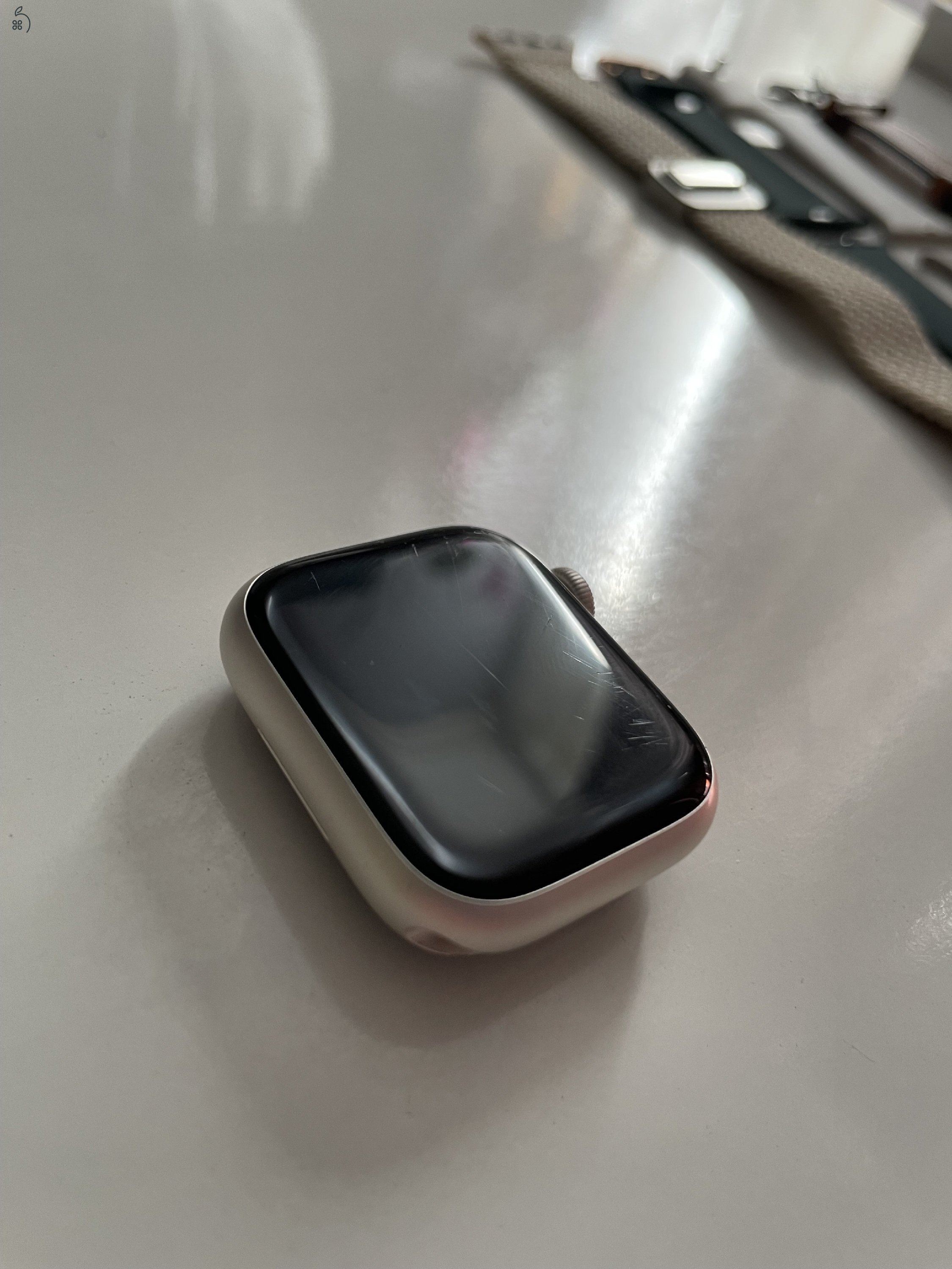 Apple Watch series 8 Cellular 41mm - Csillagfény