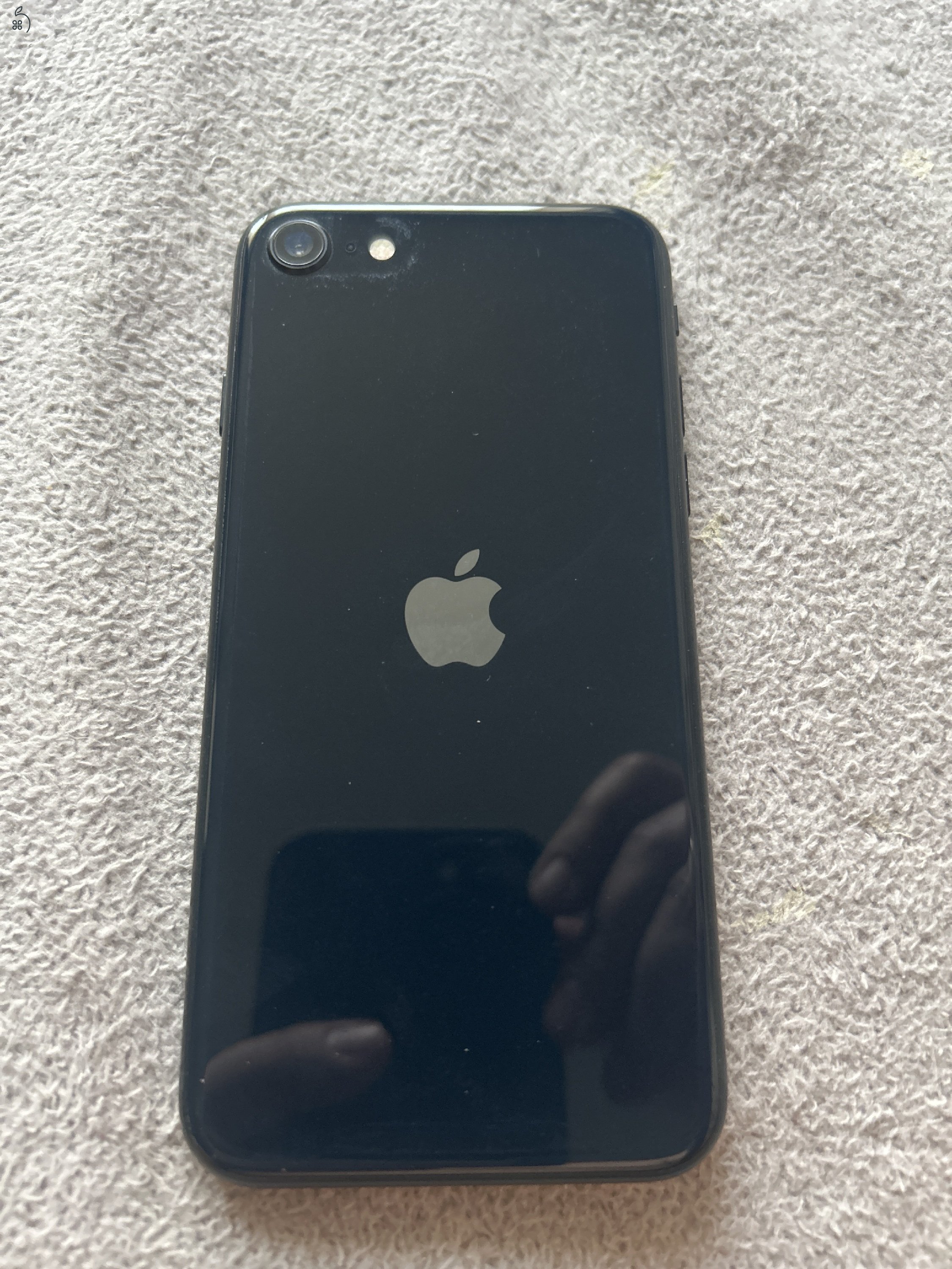 Iphone SE 3 eladó