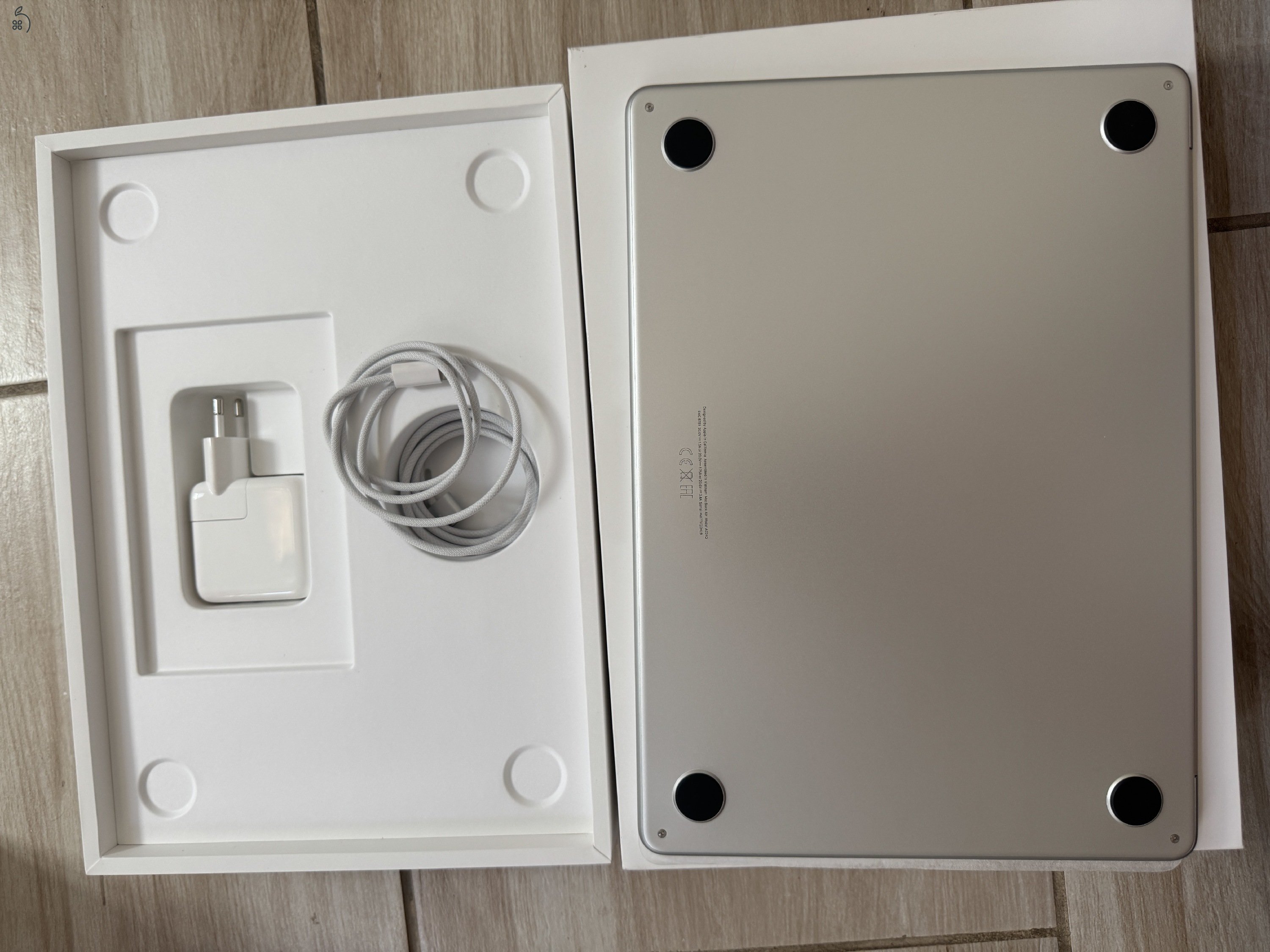 Szinte Új Macbook Air M4 16Gb ram, 512GB ssd. 3 év jótállás!