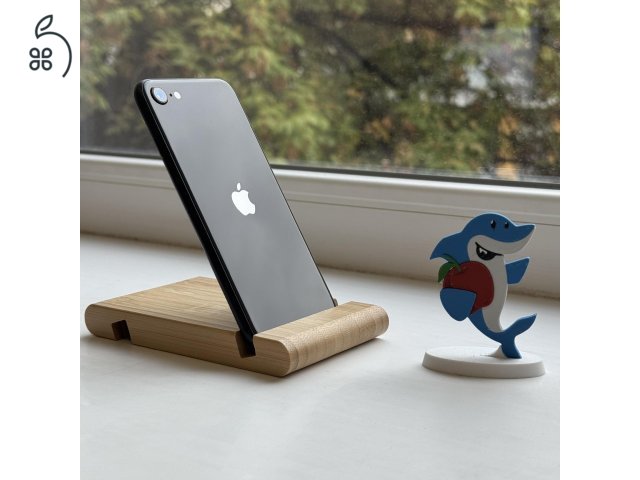 GYÖNYÖRŰ iPhone SE 2020 64GB Black - 1 ÉV GARANCIA - Kártyafüggetlen, 100% Akkumulátor, MS2024