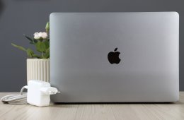 Apple Macbook Air 13