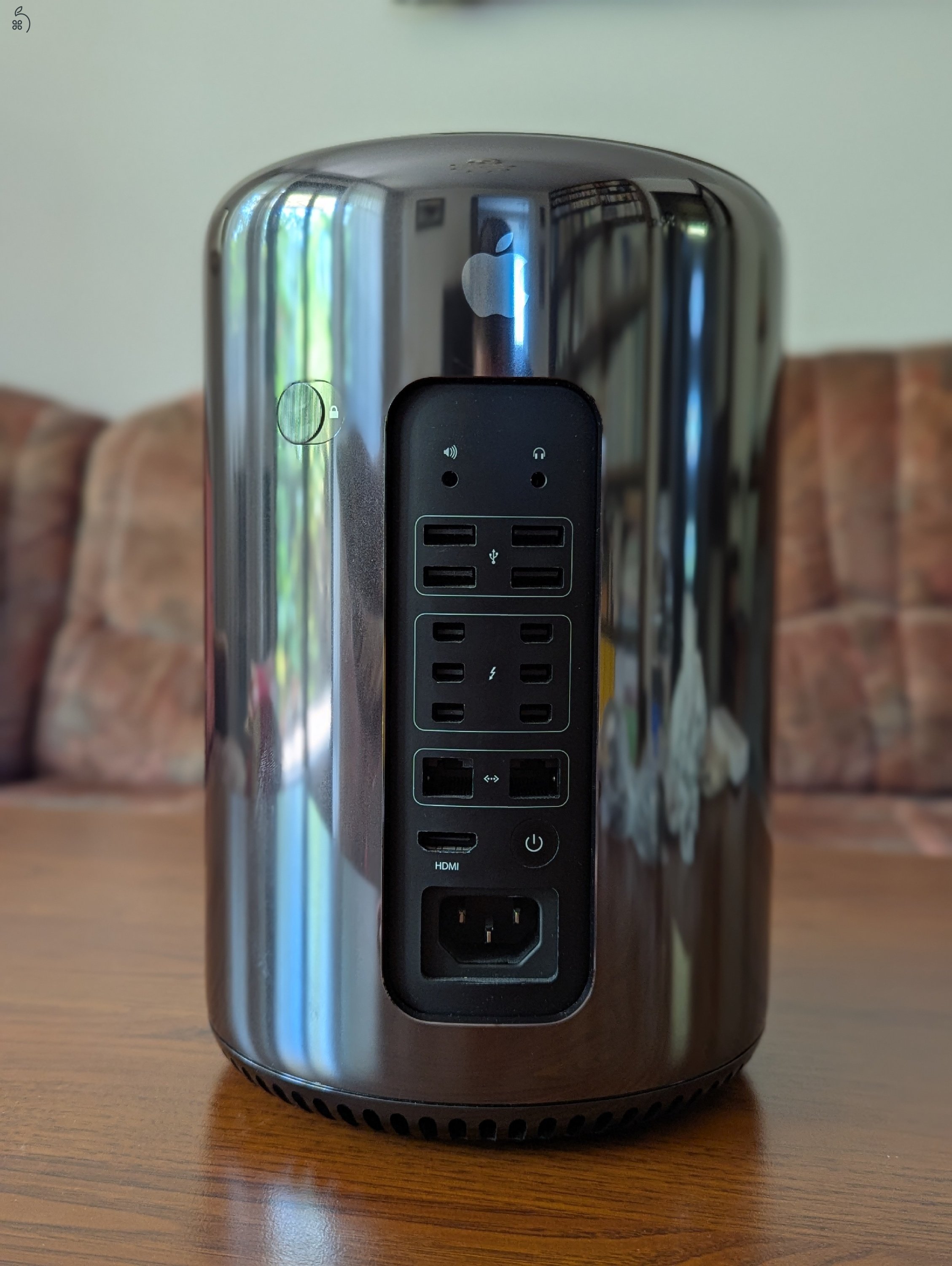 Mac Pro 2013 12 mag, szép állapot