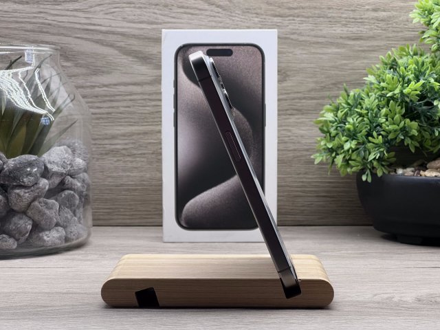 Hibátlan iPhone 15 Pro Natural Titanium 128GB 2 ÉV Garanciával Számlával Aksi 97%