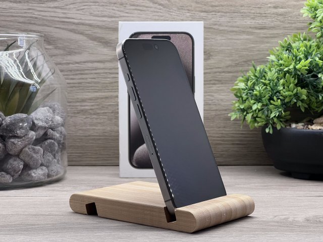 Hibátlan iPhone 15 Pro Natural Titanium 128GB 2 ÉV Garanciával Számlával Aksi 97%