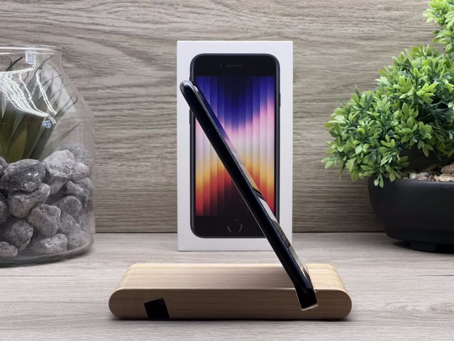 iPhone SE2022 Midnight 128GB 2 ÉV Garanciával Számlával Aksi 94%