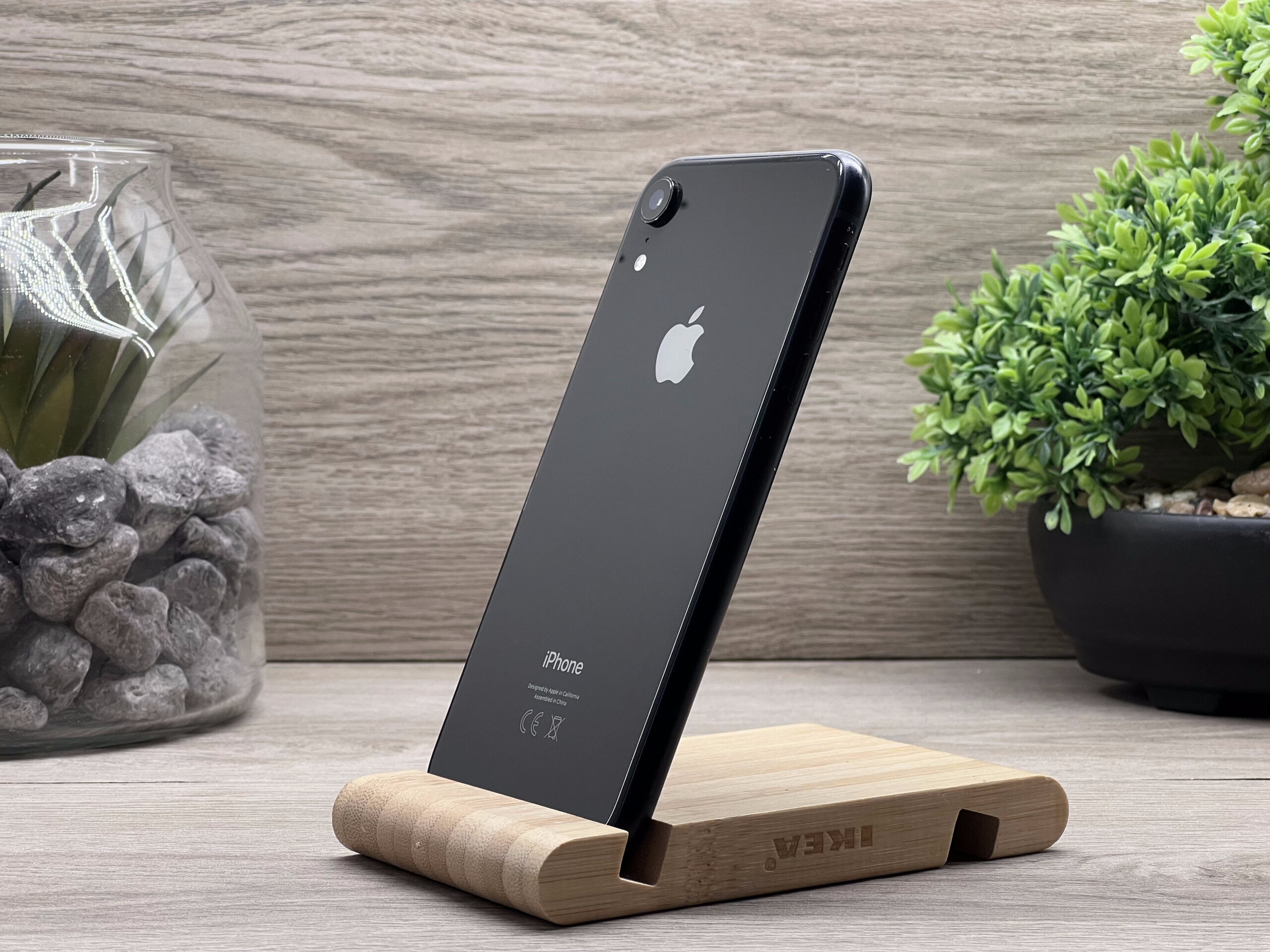 iPhone XR Black 64GB 2 ÉV Garanciával Számlával Aksi 100%