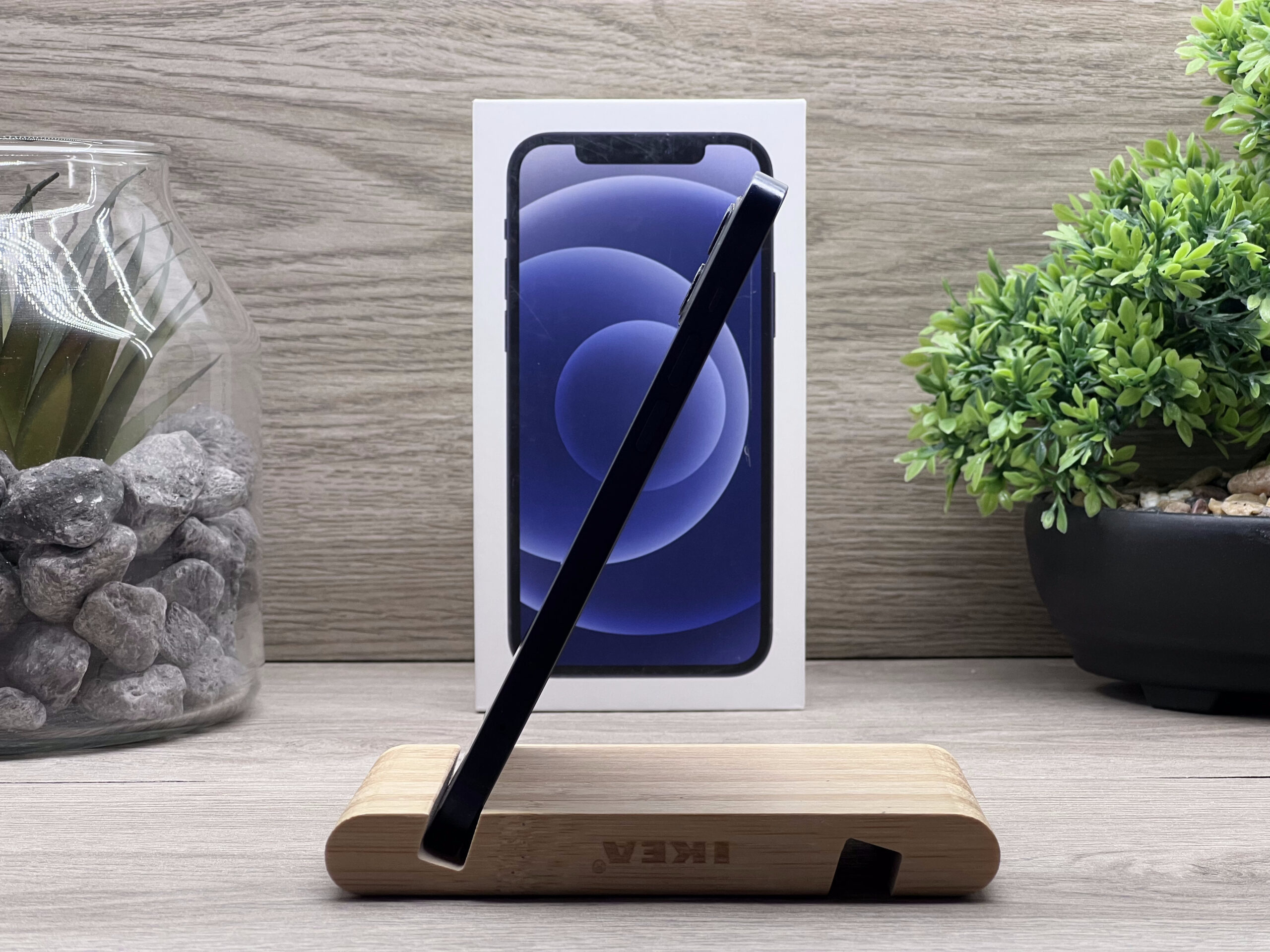 iPhone 12 Black 128GB 2 ÉV Garanciával Számlával Aksi 92%
