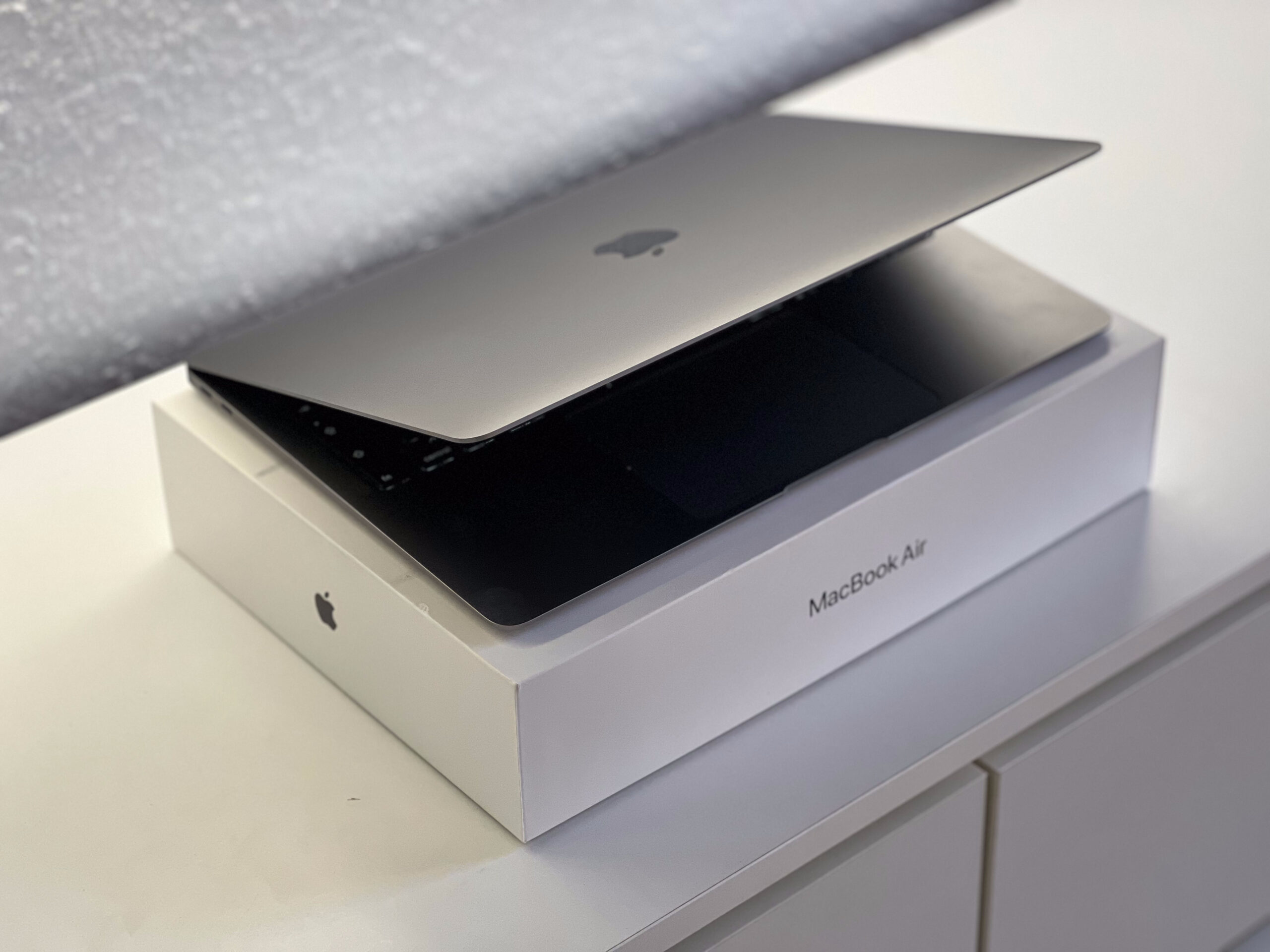 Hibátlan MacBook Air 2020 13 512GB 2 ÉV Garanciával Számlával