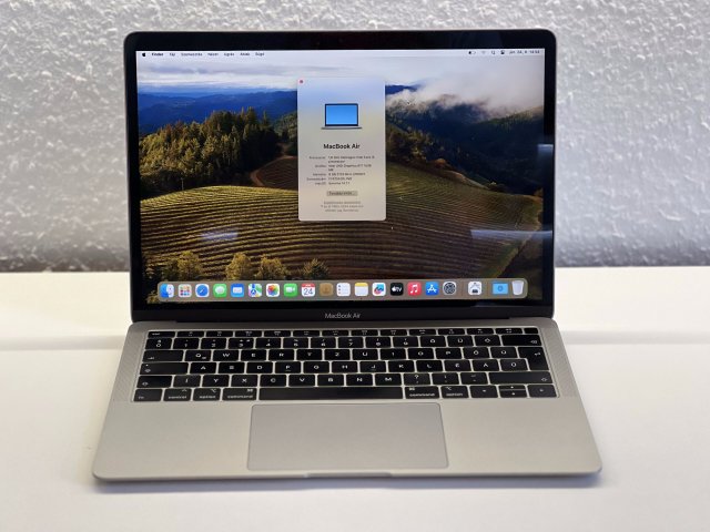 Hibátlan MacBook Air 2019 13 128GB 2 ÉV Garanciával Számlával