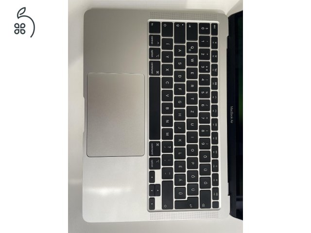 MacBook Air 13 early 2020 i5 16GB RAM 512GB SSD